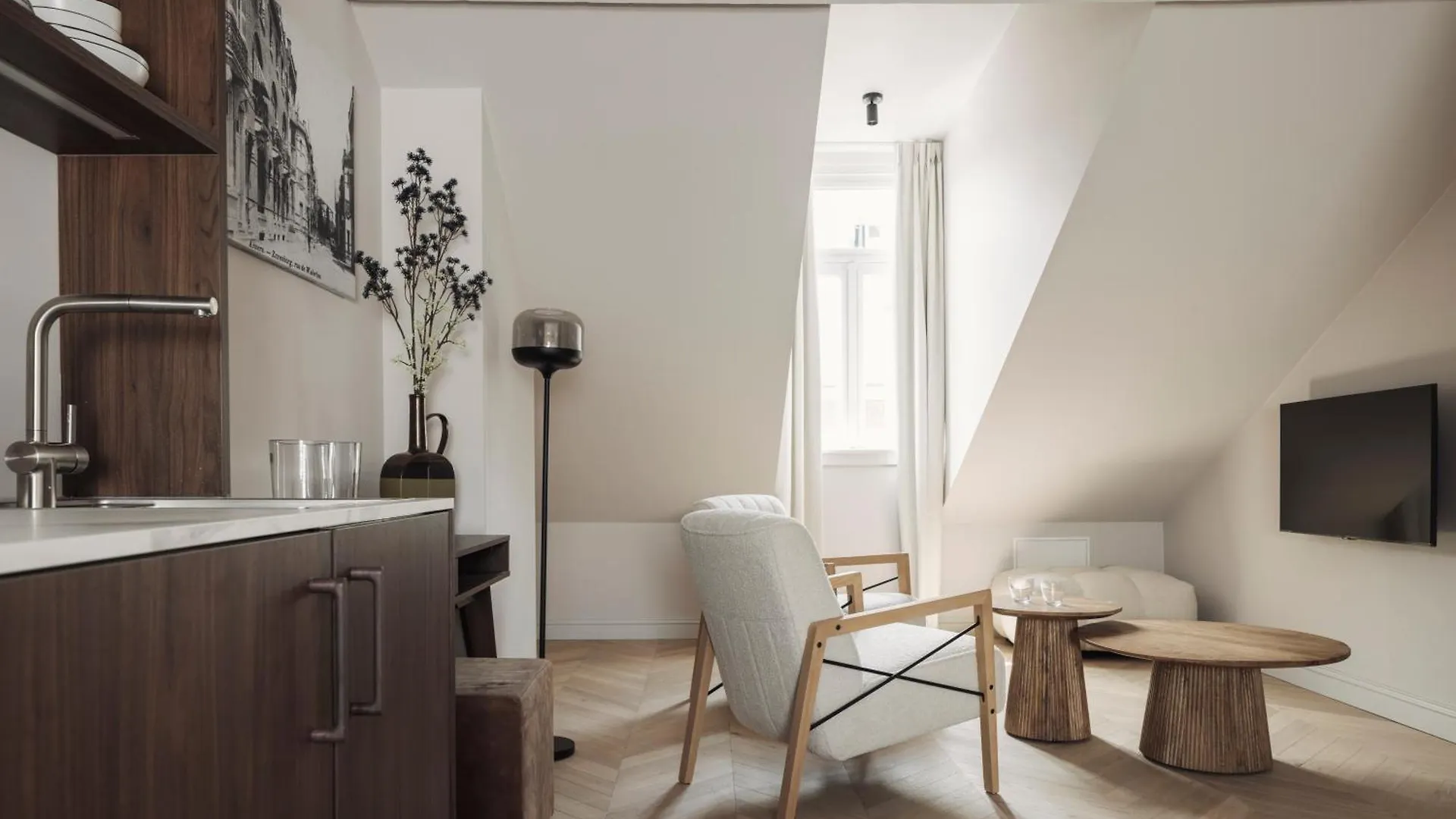 Bed & Breakfast Zurenborg Suites Antwerp Belgium